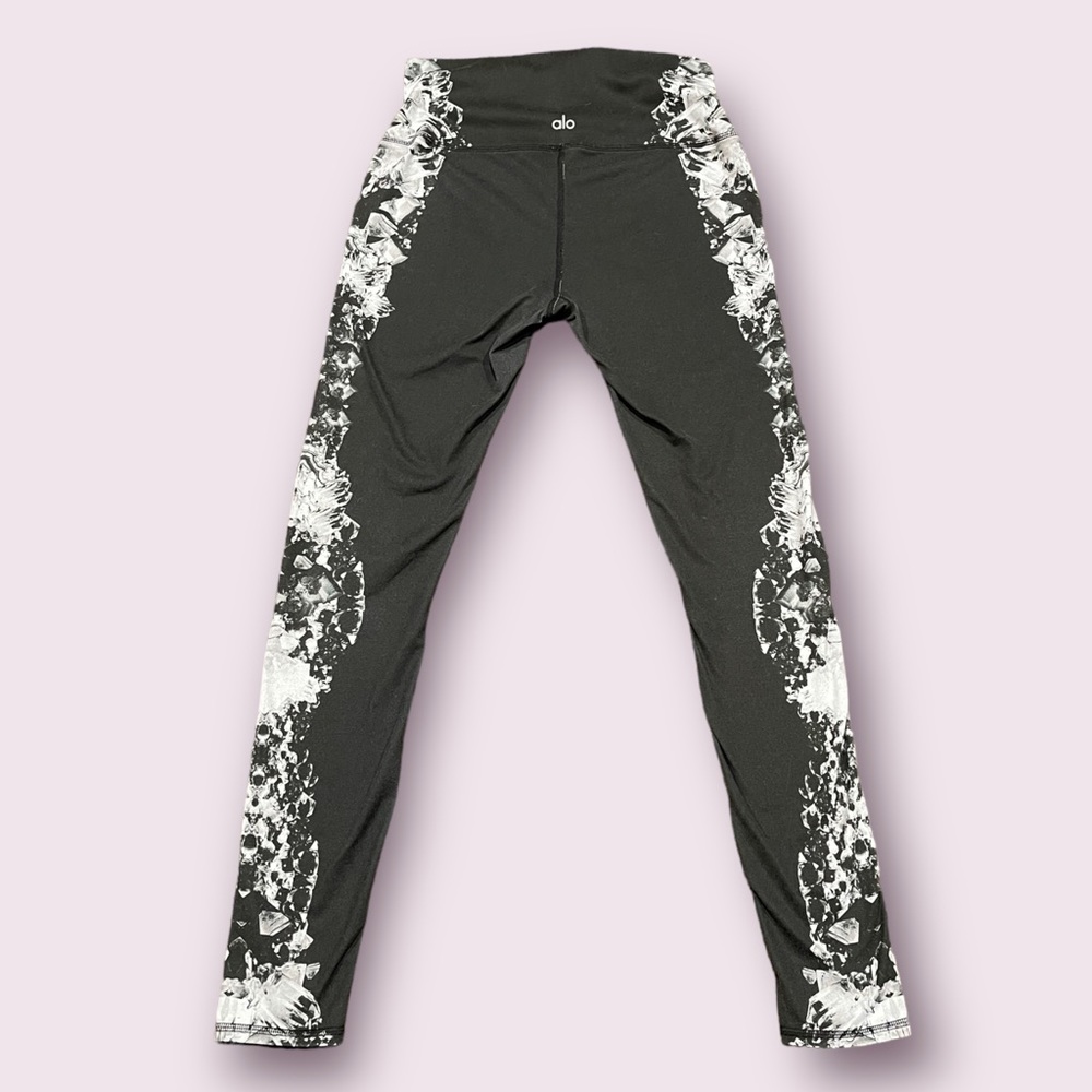 Alo Yoga Leggings - Picture 3 of 6